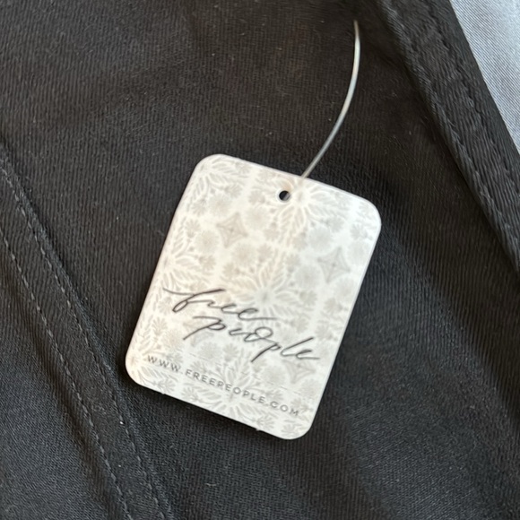 Free People black mini skirt new with tags! - Picture 4 of 5